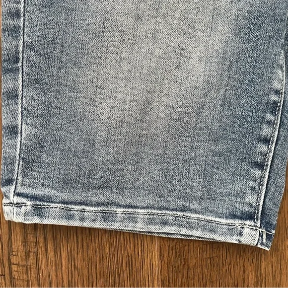 DENVER HAYES Hi-Rise Bermuda Shorts | Size 10 - Picture 6 of 10